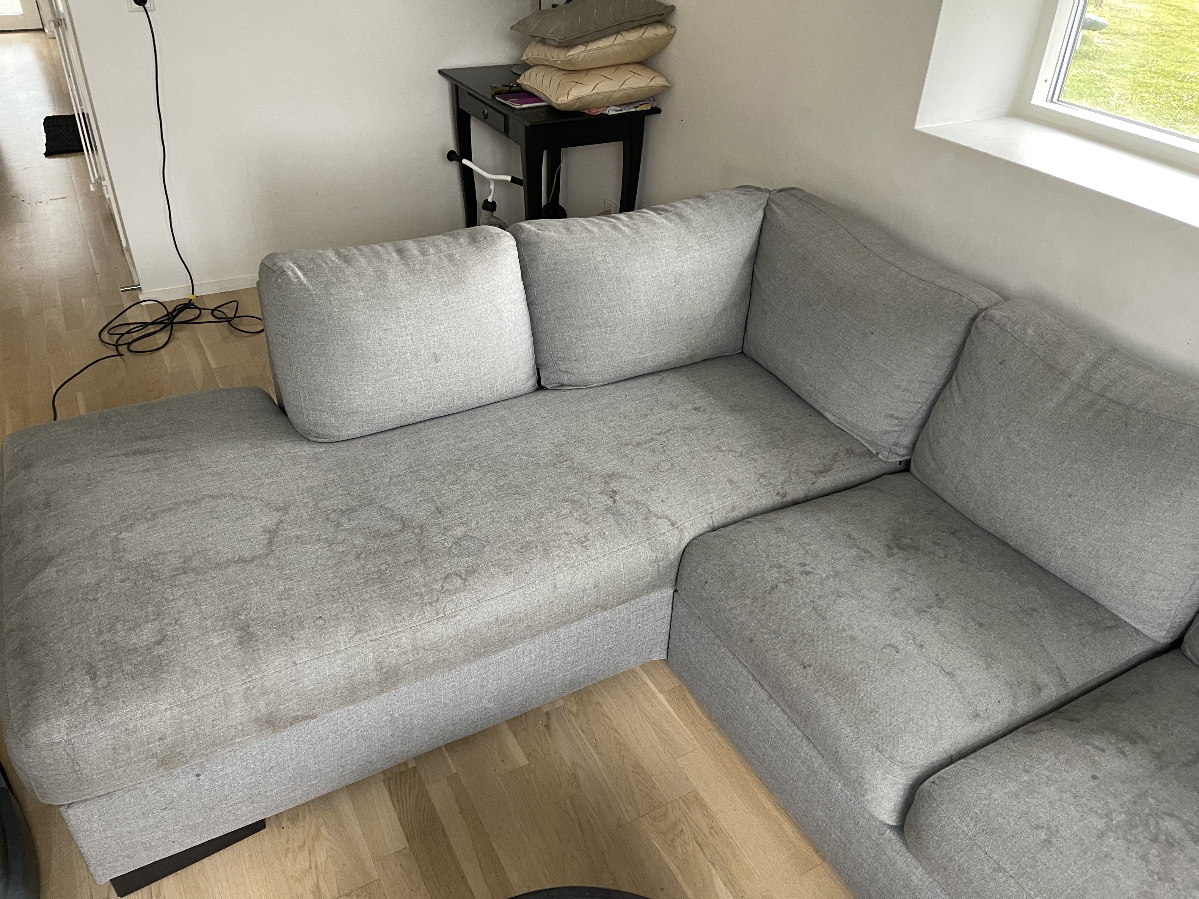 Extrem snavset sofa